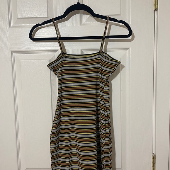 striped dress - Picture 3 of 3